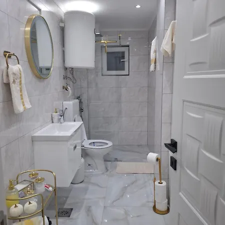 Apartamento Sara *