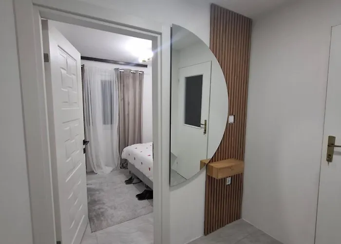 Sara Вишеград